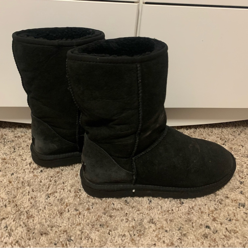 Black Short Uggs - image 4